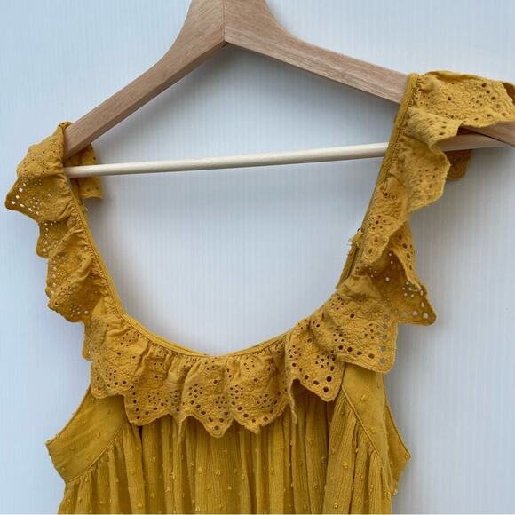 Altar’d State yellow tie back detail eyelet ruffle straps size medium - Picture 5 of 11